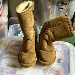BearPaw Tan Suede Boots with Logo